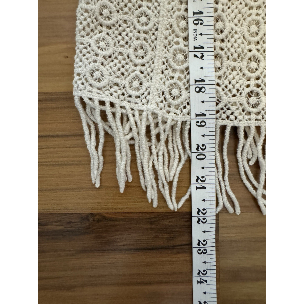 BCBG Crochet Lace Fringe Vest Boho Festival Prairie Western Cottagecore Size S-M - Picture 9 of 9